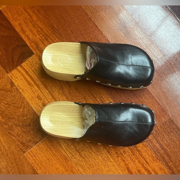 NWOT  NEW ZARA WOMEN WOODEN STUDDED BLACK LEATHER CLOGS MULE SLIPPERS SIZE 37 - Picture 5 of 16